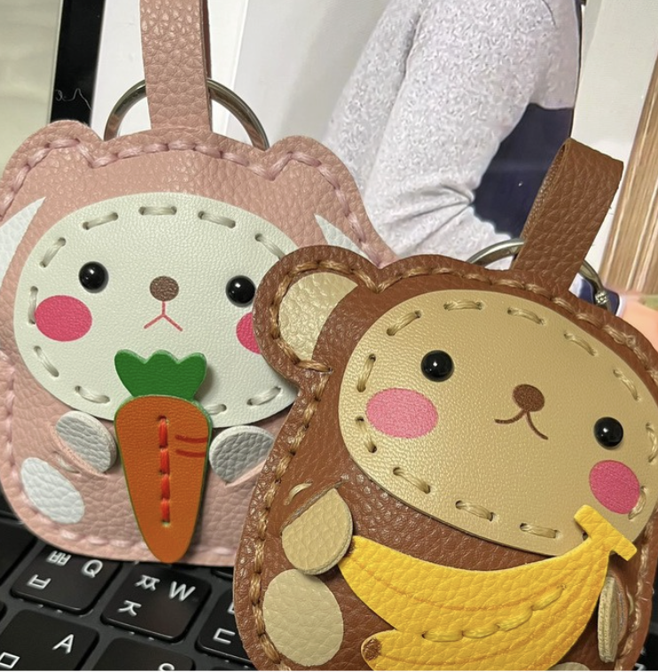 Spiritus Stories: Handcrafted with Heart – Making Keychains for Children in Need